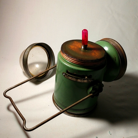 Vintage Crown Lantern Flash Light Hand Held With Handle - Picture 7 of 12